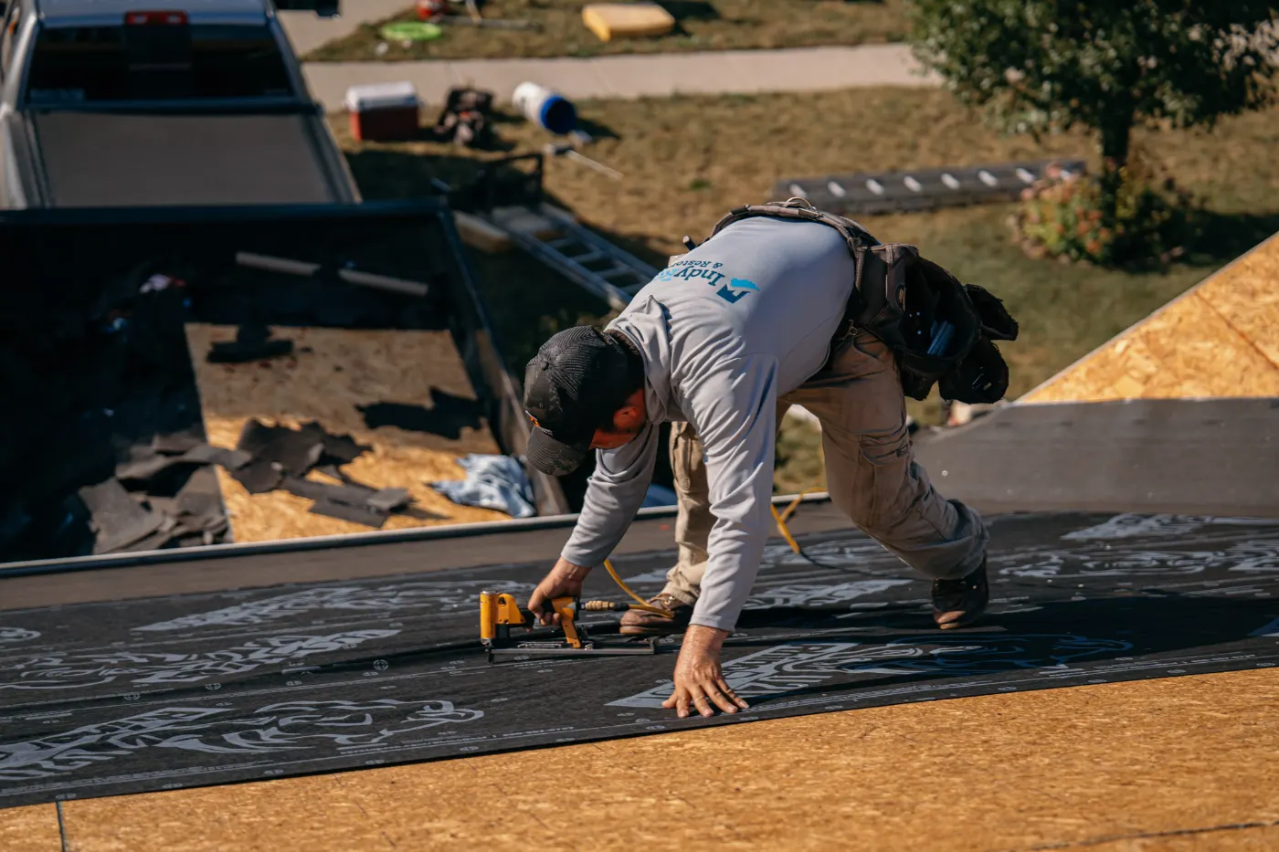 Manufacturer-certified roof installation in Glen Oaks Commons